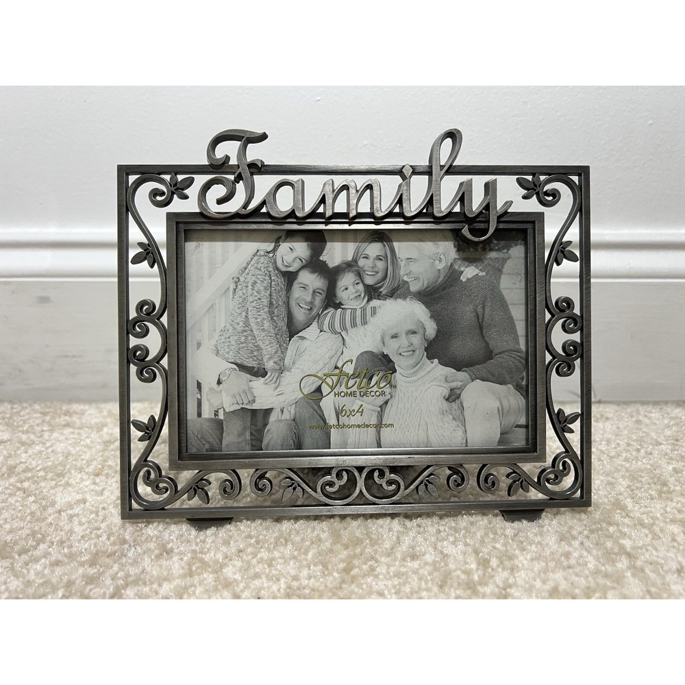 Vintage Y2K Style Pewter Silver Tone 4x6 "Family" Engraved Photo Frame